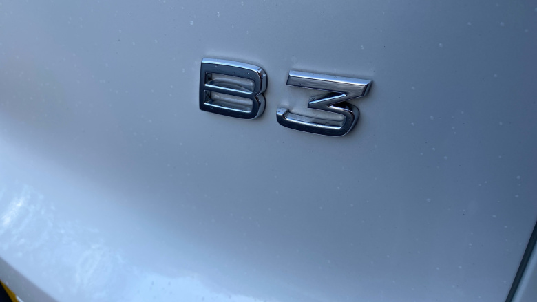 Volvo XC40 2.0 B3P Plus Dark 5dr Auto Petrol Estate